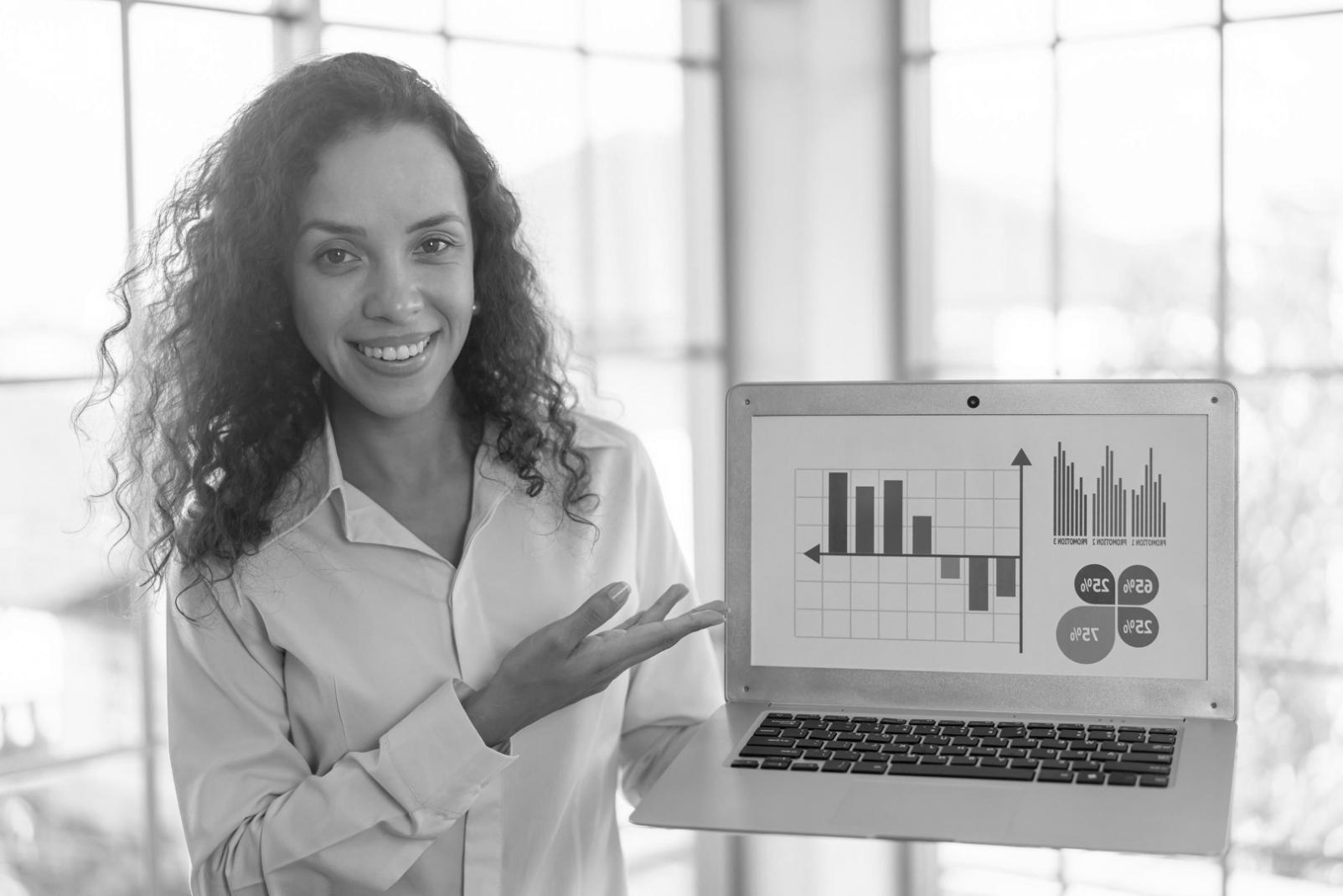 Geschäftstreffen zur Besprechung von Finanzstrategien